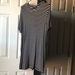 Brandy Melville Shift dress